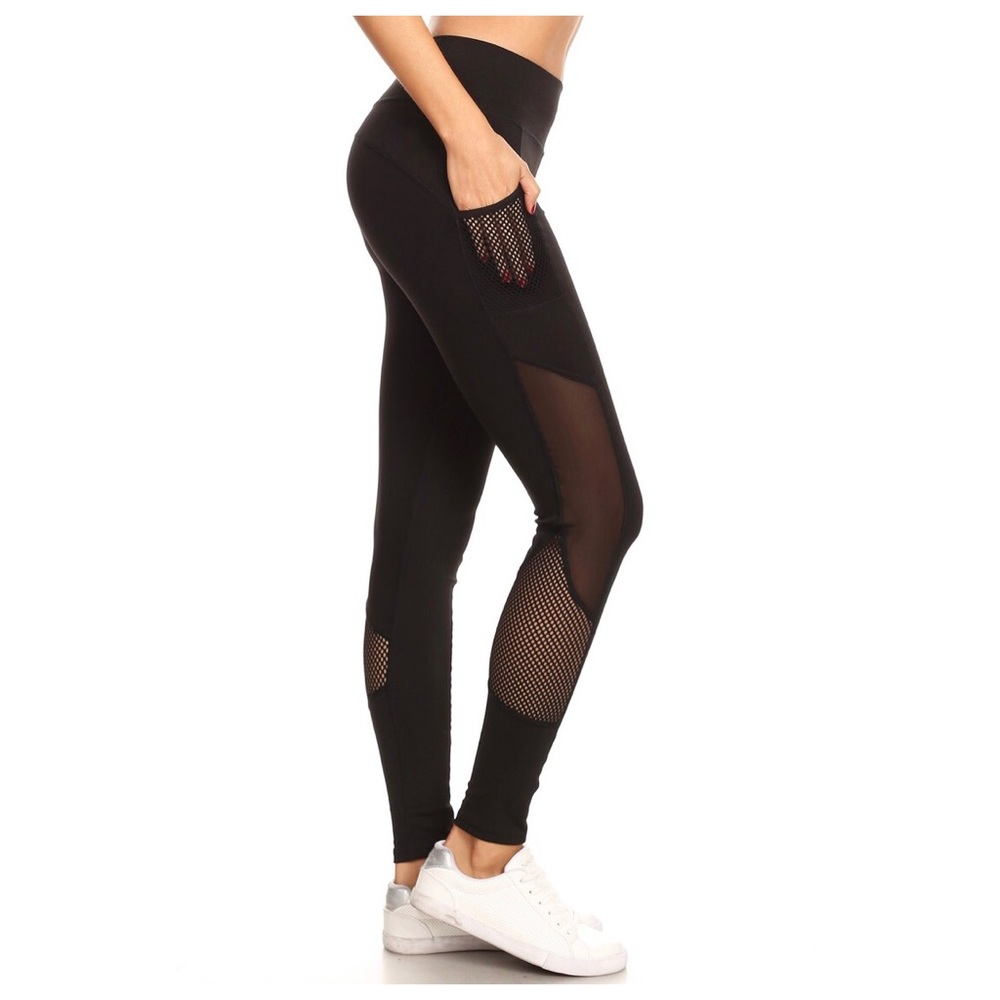🌺NWT Black Fashion Yoga Pants 🌺